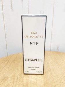 東京　質屋　買取【CHANEL　Ｎｏ19】かんてい局　亀有店　葛飾区