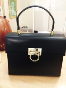 【亀有 質屋 買取】フェラガモ2WAYバッグ買取【葛飾区高価買取No１宣言！】
