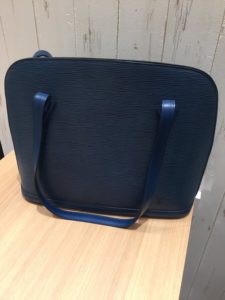 【東京 質屋 買取】Louis Vuitton ﾘｭｻｯｸ ｴﾋﾟ ｼｮﾙﾀﾞｰﾊﾞｯｸﾞ お買取りさせていただきました【葛飾区高価買取No１宣言！】