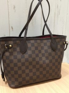 ルイヴィトンの人気バッグ「ネヴァーフル」その知られざる新旧の違いと定価の違い!!【質屋かんてい局亀有店】