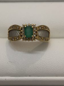 【質】エメラルドリングを質預かり致しました！【葛飾区高価買取NO1宣言】葛飾区・足立区・東京都・千葉・埼玉・金・GOLD・貴金属・宝石