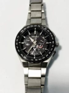 【販売】セイコー アストロン エクスルーシブライン 腕時計 のご紹介です。【葛飾区 亀有 ブランド】