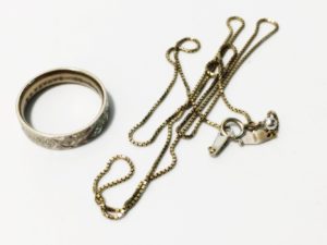 【買取】指輪＆ネックレスをお売り頂きました！【質屋かんてい局亀有店 】葛飾区・足立区・墨田区・江戸川区・松戸市・北千住・東京都・千葉・埼玉・指輪・ネックレス・貴金属・買取・質