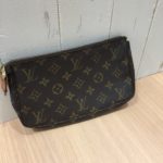 【買取】ルイ・ヴィトン モノグラム M51980/アクセサリーポーチ の買取価格をお教えします。
