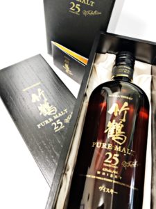 【酒・買取】ニッカウヰスキー 竹鶴 25年ウイスキー 買取価格をお教えします。　【質屋かんてい局亀有店】葛飾区・足立区・江戸川区・松戸市