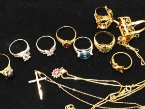 【買取】K18・ＰＴ900 ネックレス・指輪など多数お買取致しました！【かんてい局亀有店】葛飾区・足立区・江戸川区・松戸市・金・金相場・インゴット