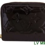 【買取】ルイ・ヴィトン ヴェルニ M93607 ジッピーコインパース アマラント  の買取価格をお教えします。【かんてい局亀有店】足立区・葛飾区