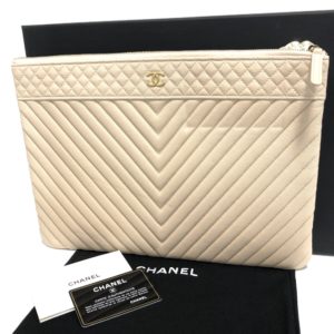 【買取】CHANEL（シャネル）Vステッチ クラッチバッグ A69251 をお買取りしました♪【かんてい局亀有店】葛飾区・足立区・江戸川区・松戸市・八潮市