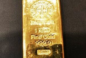 【海外インゴット】ゴールドバー 何キロでも買えます!アルゴール・ ヘレウス 3キログラム(1000g×3)を出張買取致しました!【かんてい局亀有店】葛飾区・足立区・江戸川区・荒川区・墨田区・松戸市・八潮市・横浜市