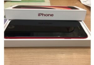 【買取】iPhone SE (第二世代) 64G  MHGR3J/Aをお買取いたしました。本体代金支払い途中のものはいくらになる？　【かんてい局亀有店】葛飾区・足立区・江戸川区・松戸市