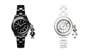 シャネル「J12」に新作限定ウォッチ『ハット&スーツ纏う