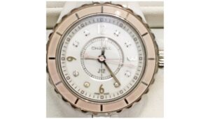 【質】シャネルのJ12　2015年限定カラーモデル H4466　ソフトピンクの質預かり価格は【かんてい局亀有店】葛飾区・足立区・江戸川区・荒川区・松戸市・八潮市