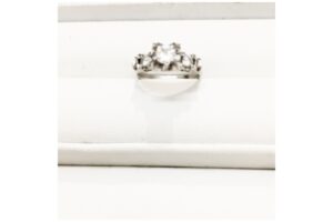 【質】PT900ダイヤの指輪を質預かり致しました！【かんてい局亀有店】葛飾区・足立区・江戸川区・荒川区・墨田区・松戸市・八潮市・横浜市