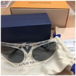 【買取】ルイヴィトン（Louis Vuitton）サングラス　Z0978E クリア プラスチック フロントV 透明をお買取致しました【かんてい局亀有店】葛飾区・足立区・江戸川区・荒川区・墨田区・松戸市・市川市・船橋市・八潮市・横浜市