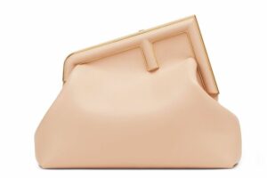 「F」のフレームがアイコニック！フェンディの新作バッグ「フェンディ ファースト」が登場【質屋かんてい局亀有店】葛飾区・足立区・江戸川区・荒川区・墨田区・松戸市・八潮市・横浜市